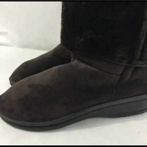 Archipedico Brand New Sz 9 M Beautiful Tall Boots